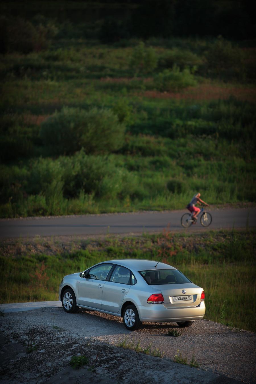 Volkswagen Polo Sedan 2010 года  (фото 89 из 123)